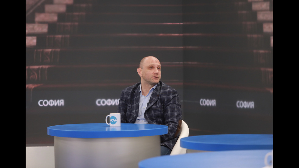 ЗАД КАДЪР: Изборното студио на NOVA в деня на балотажа