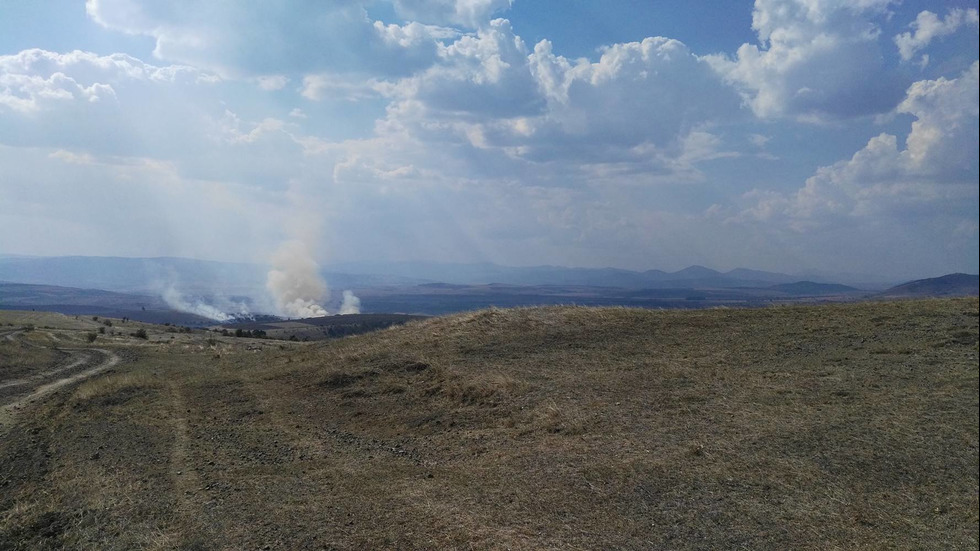 Пожар до пернишкото село Дивотино