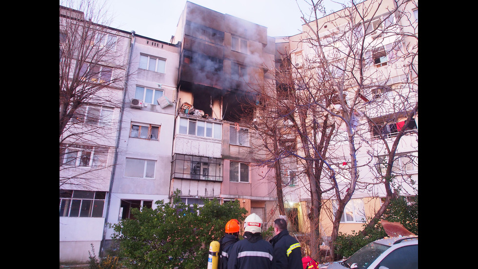 Взрив разтърси жилищен блок във Варна