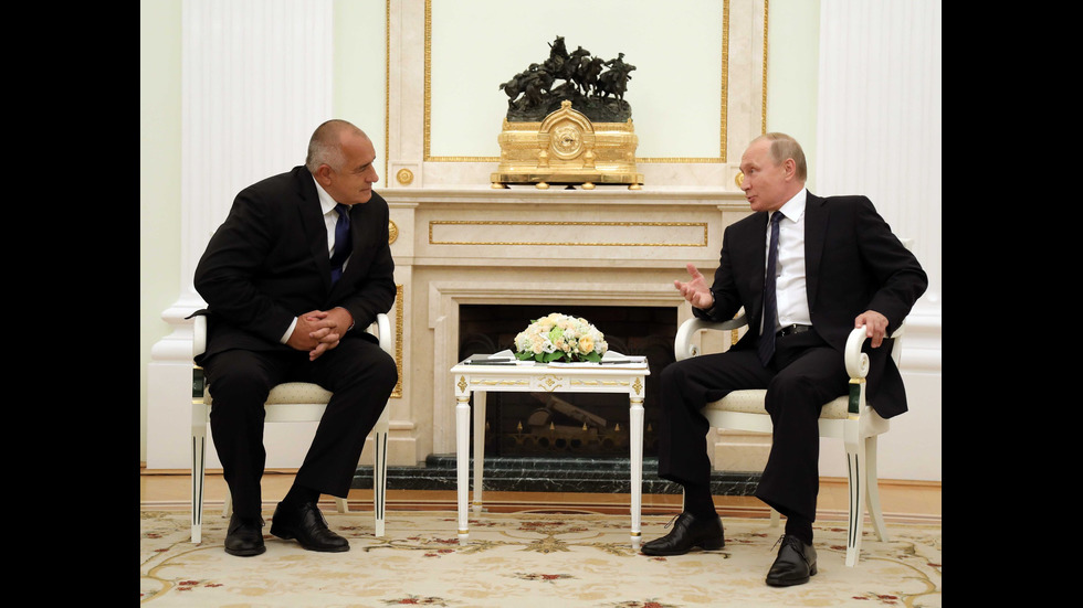 Премиерът на среща с Путин в Кремъл