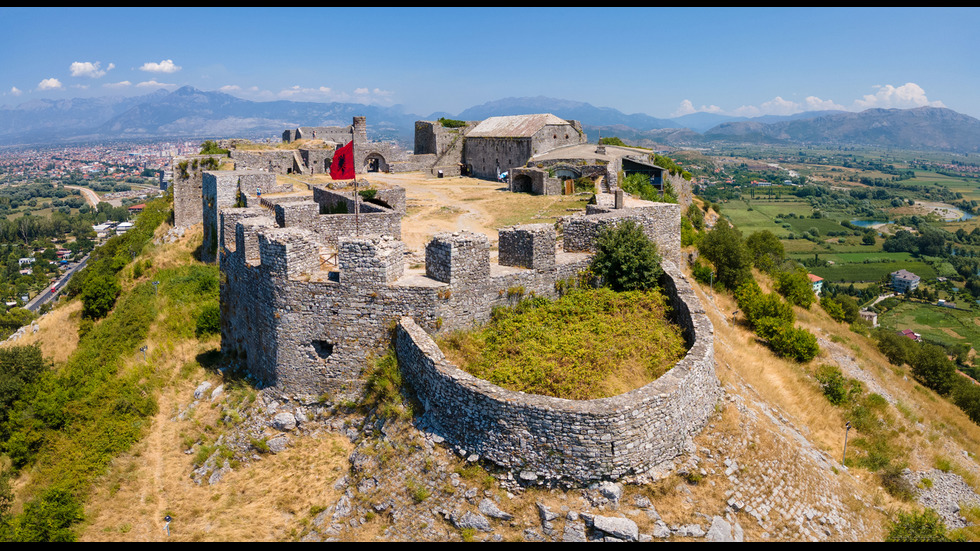 Албания - непозната, красива и различна