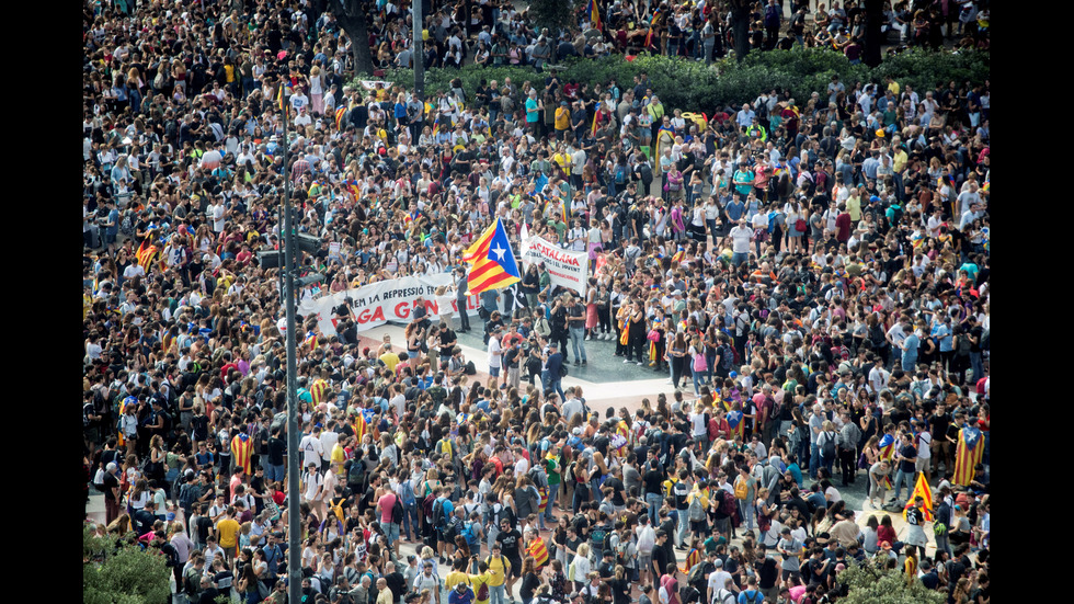 Протести в Барселона за независимостта на Каталуния