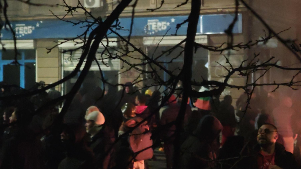 Погром след протеста в центъра на София