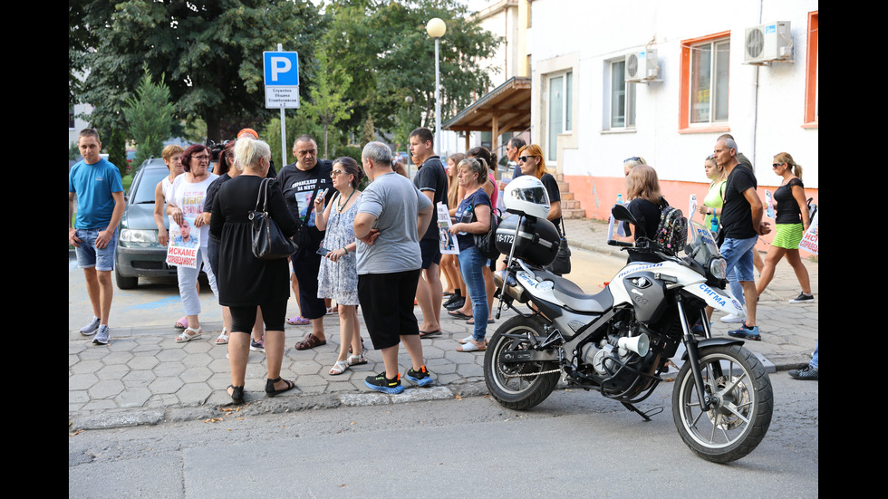 Майката на убития Димитър: Докато не се появих пред медиите, никой не предприе нищо