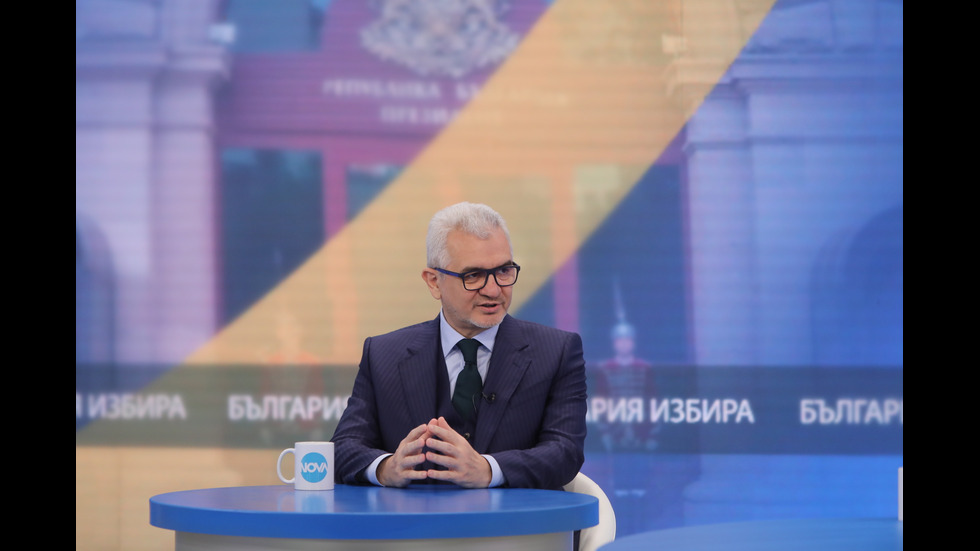 ЗАД КАДЪР: Изборното студио на NOVA