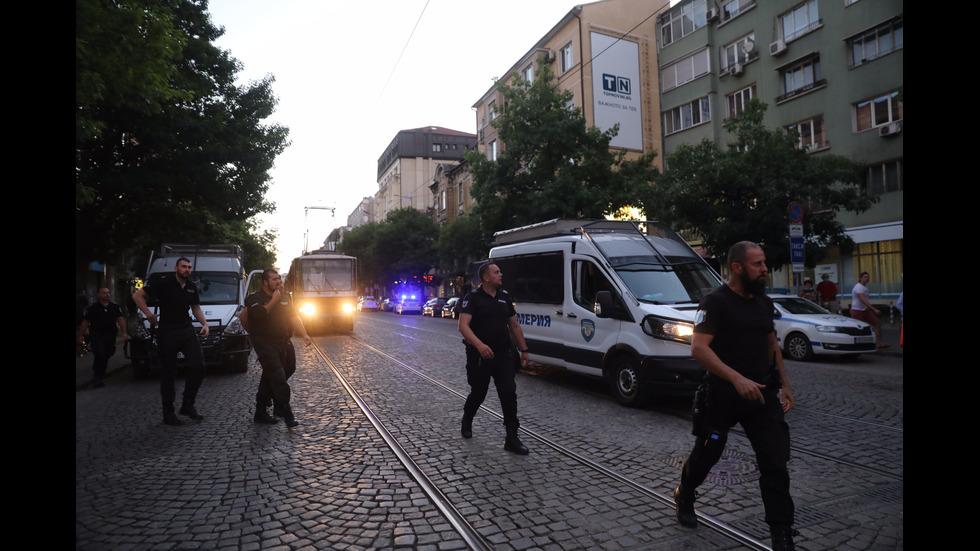 Три протеста в "Триъгълника на властта"