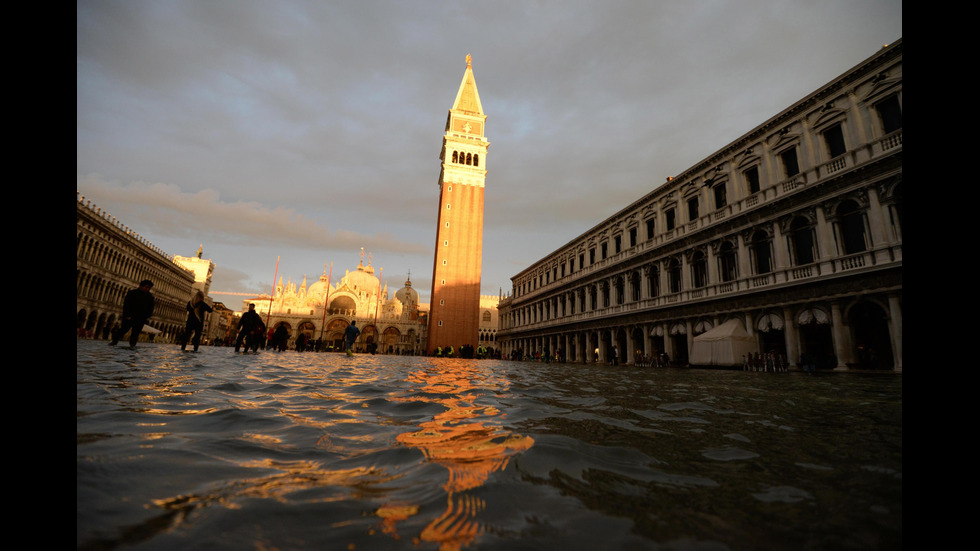 1 милиард евро са щетите от наводнението във Венеция