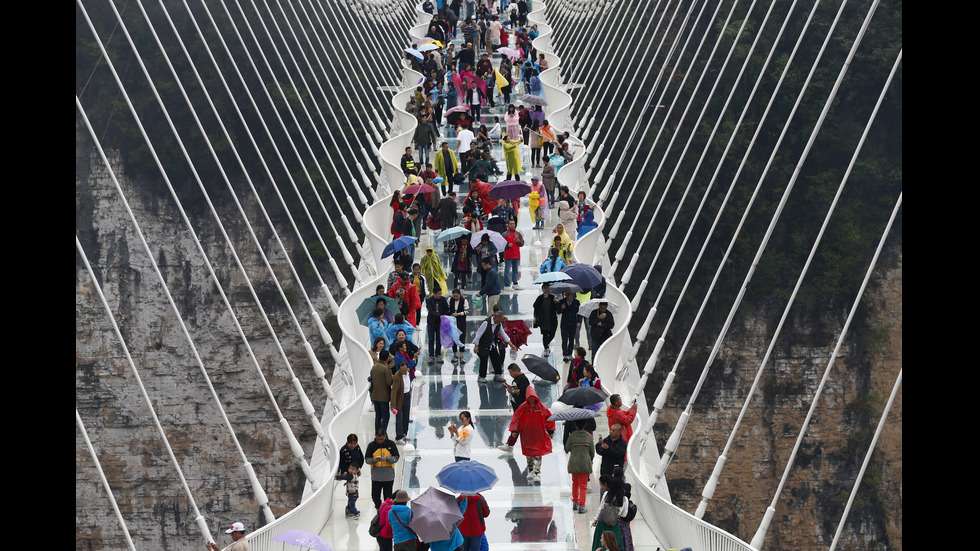 Щастието да се разходиш по най-дългия мост в света
