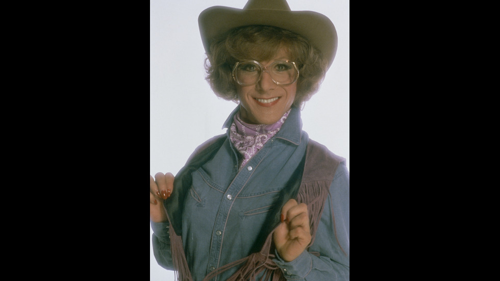 В ИМЕТО НА РОЛЯТА: Звездите, „сменили” пола си на екрана