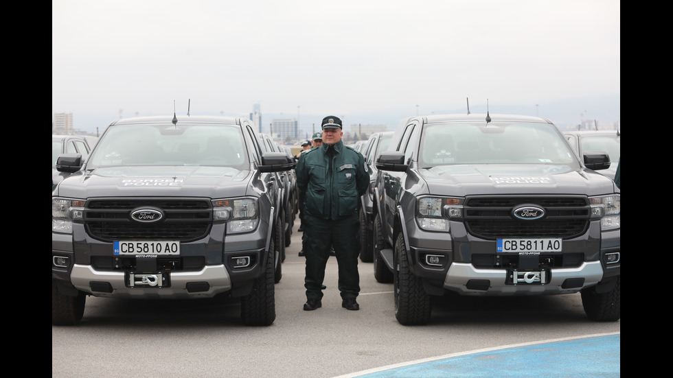 Нови високопроходими автомобили за „Гранична полиция”