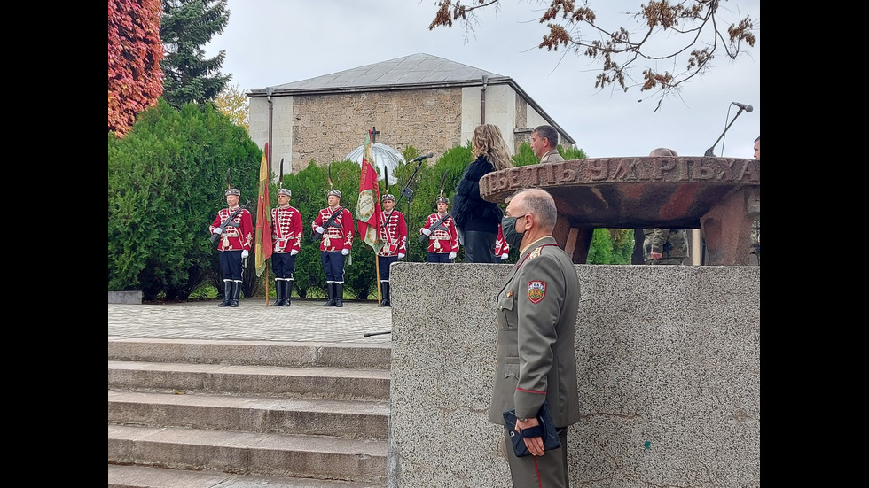 На Архангелова задушница се отдава почит и към българските воини