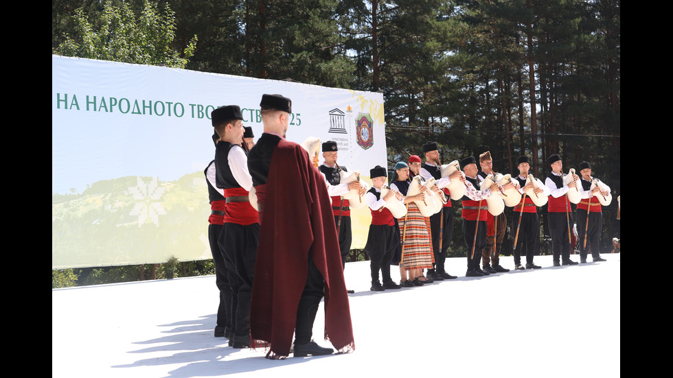 Започна Националният събор на българското народно творчество в Копривщица