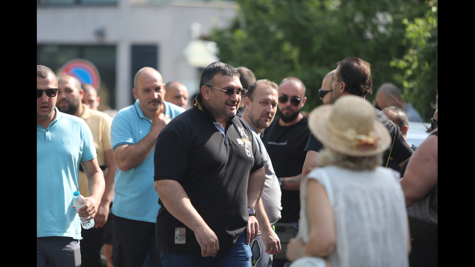 Протест преди разпита на Борисов