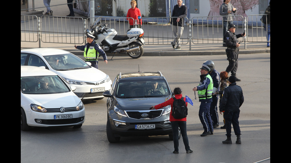 Протест на медицински сестри пред Министерството на здравеопазването