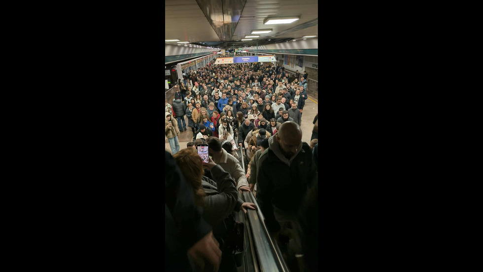 Многохилядни протести в София и големите градове на страната срещу бюджета и управлението