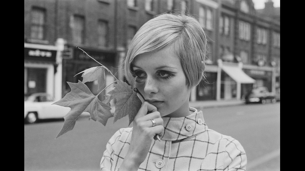 Първият супермодел - 70 годишната Туиги преди и сега