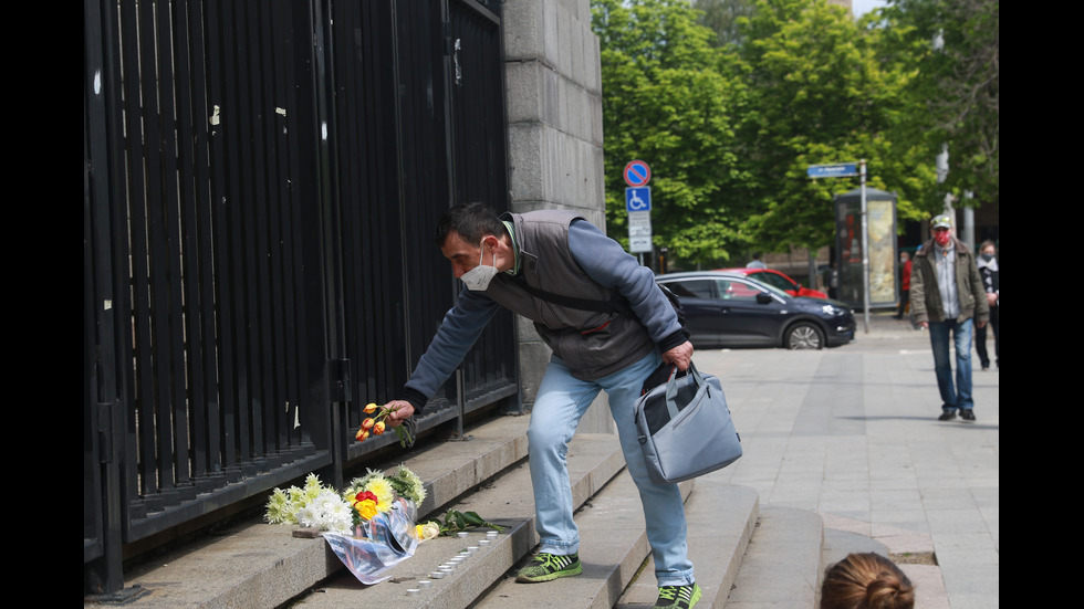 Бдение в памет на Милен Цветков в няколко града