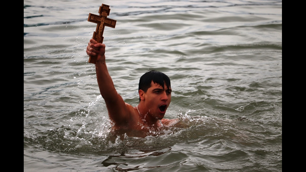 Спасяването на Богоявленския кръст