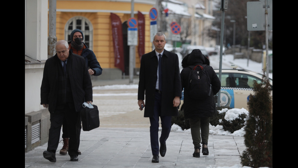 Депутатите провеждат редовно пленарно заседание