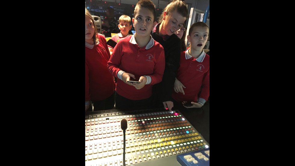 Ученици от ЧСУ "Дружба“ на посещение в NOVA