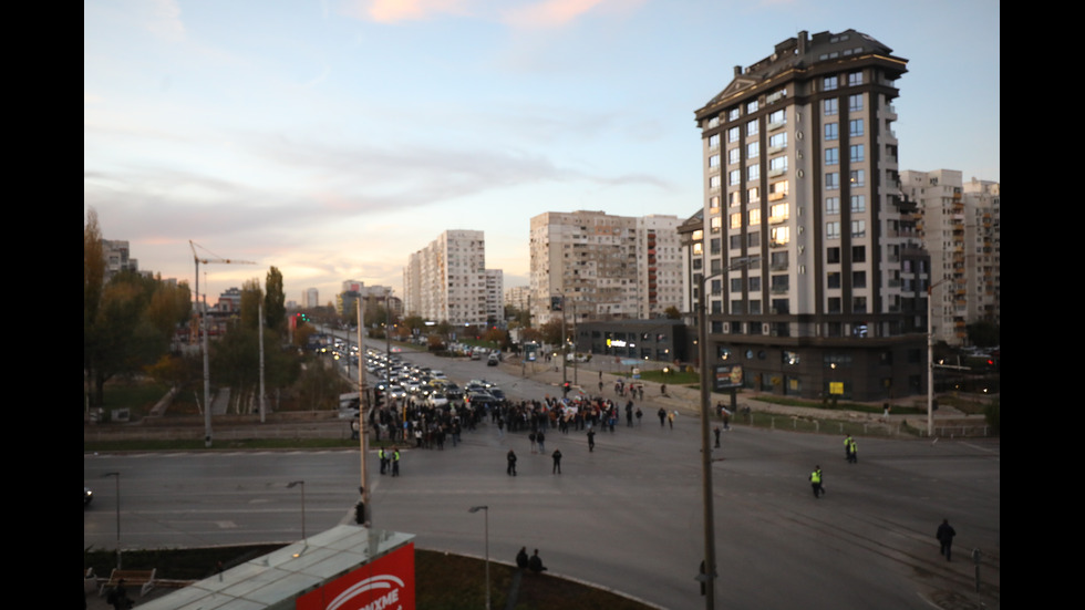 Жители на софийския квартал „Люлин“ на протест