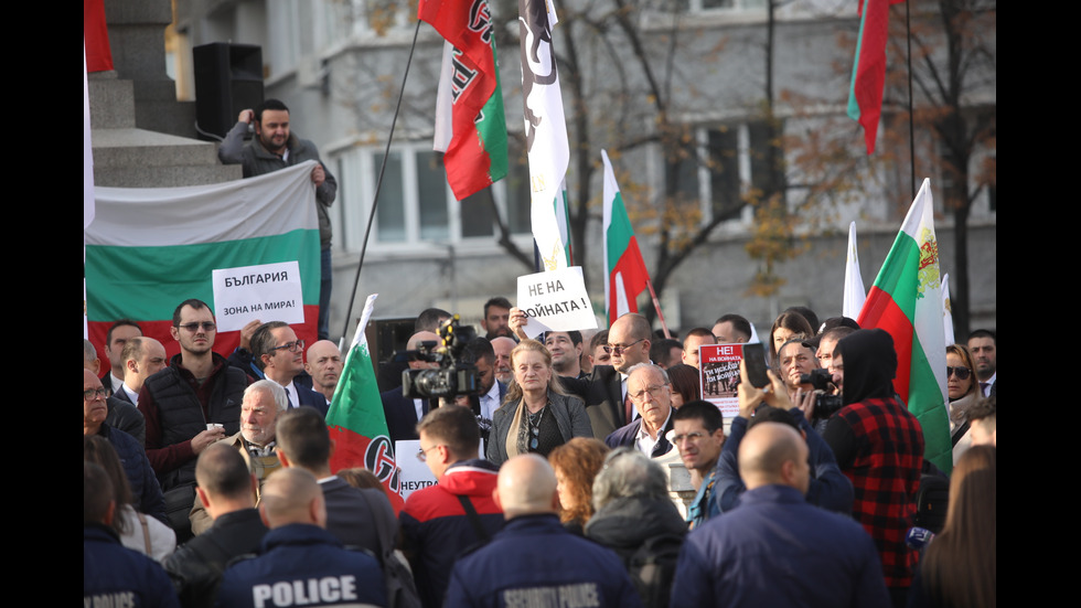 „Възраждане” с протест пред НС срещу изпращането на военна помощ за Украйна