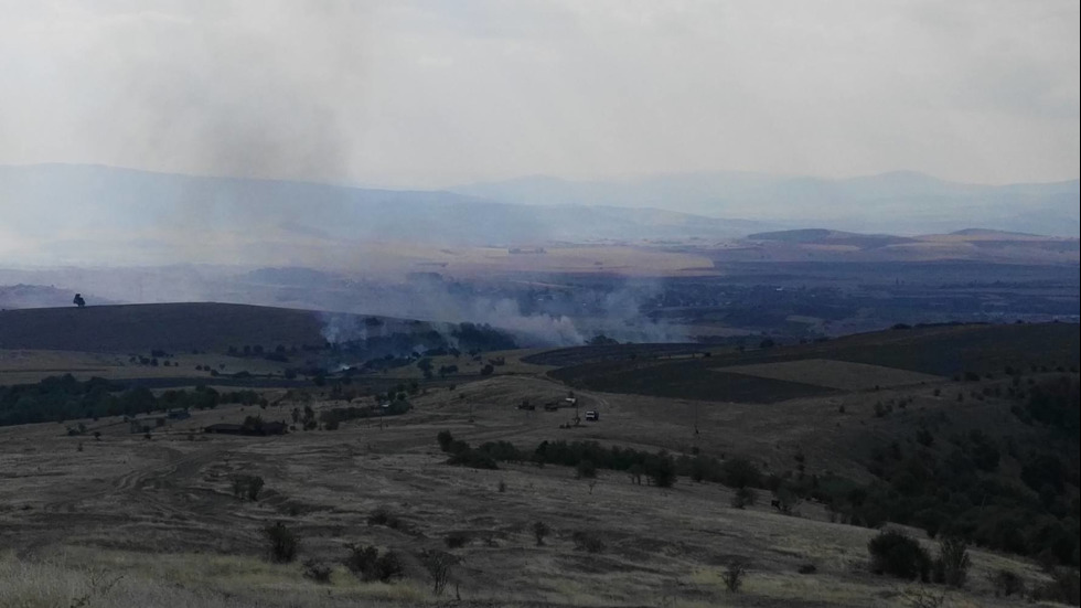 Пожар до пернишкото село Дивотино