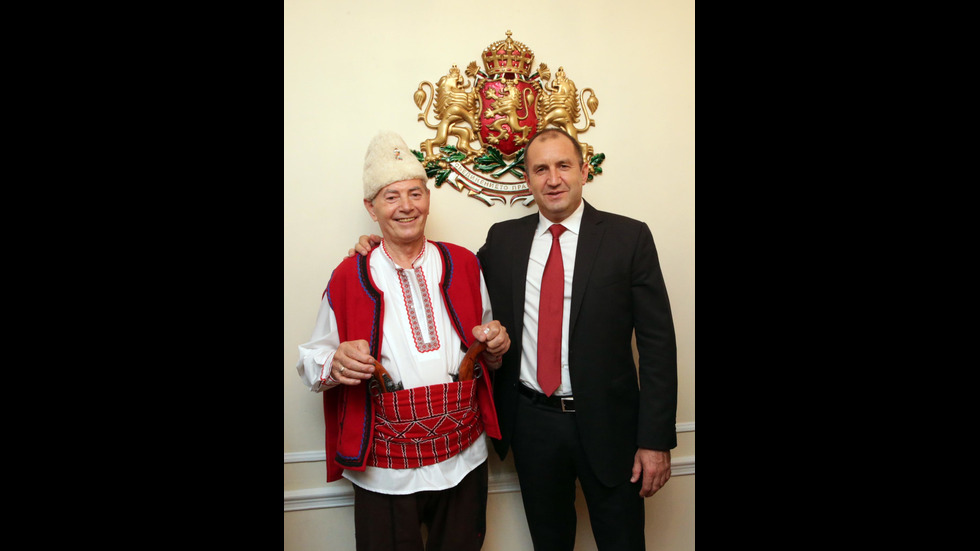 Президентът Радев се срещна с българската общност в Ню Йорк