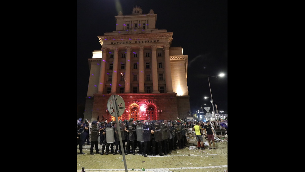 Нова вечер на протести в София