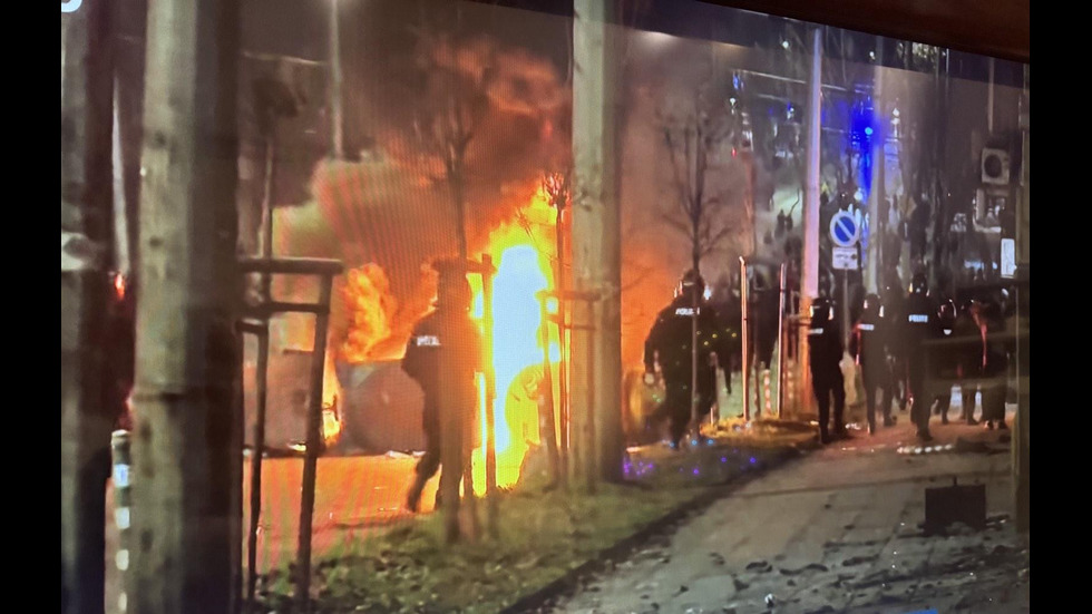 Погром след протеста в центъра на София