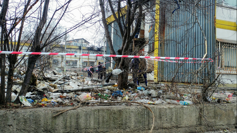 Напрежение заради разрушаване на виетнамските общежития