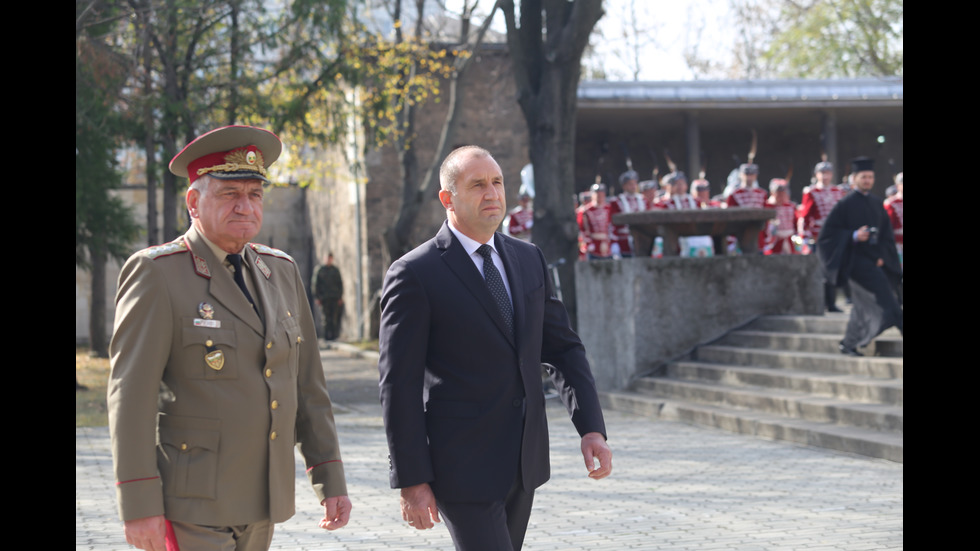 Церемония по отдаване на почит на загиналите войни