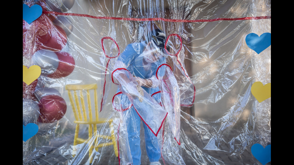 Бразилска болница построи "Тунел на прегръдките"