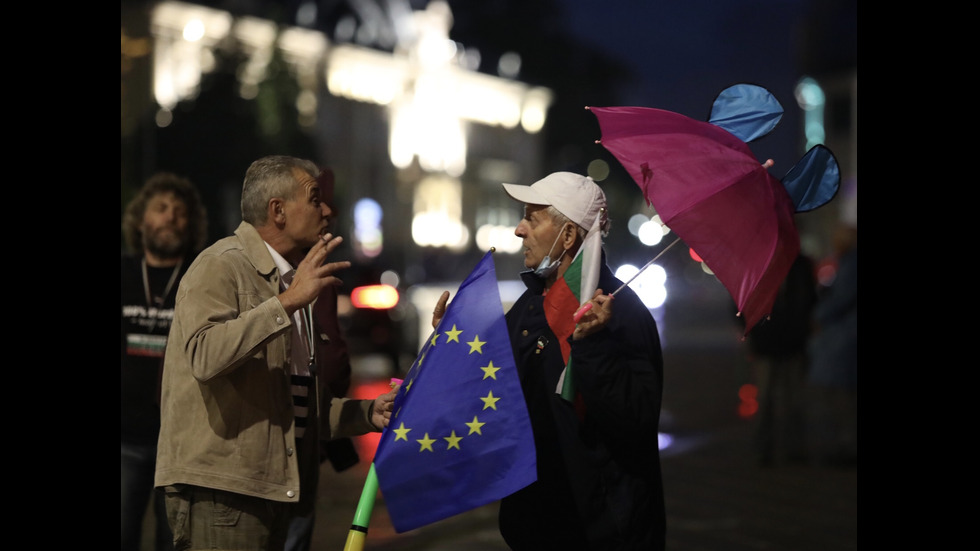 80-а вечер на антиправителствени протести в София