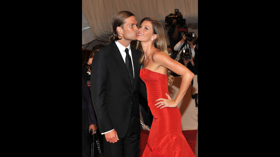 Звезди, които откриха любовта на „сляпа” среща