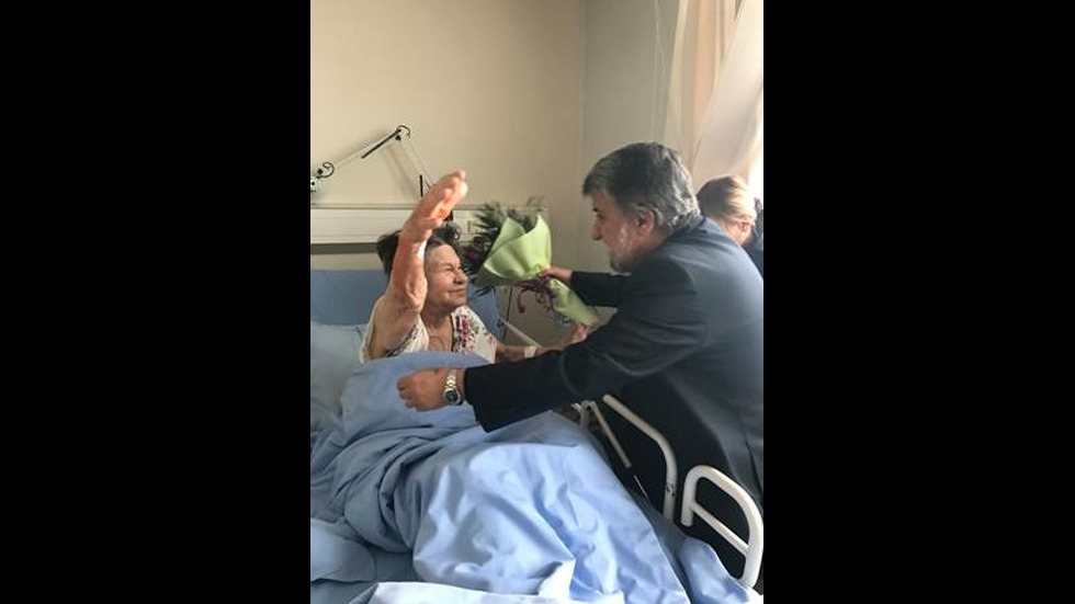 Вежди Рашидов посети Стоянка Мутафова в болницата
