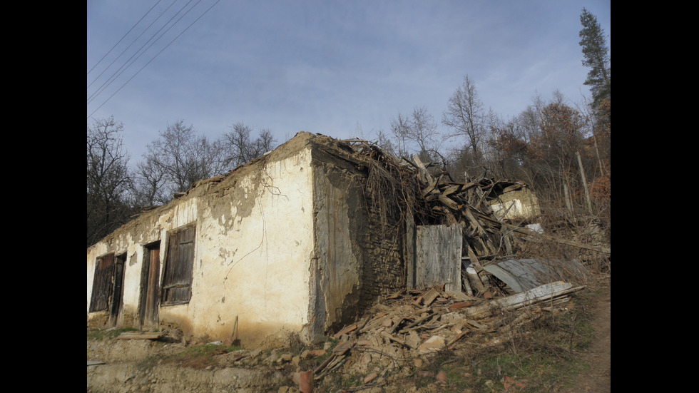 Замръзнал водопад в Кюстендилско