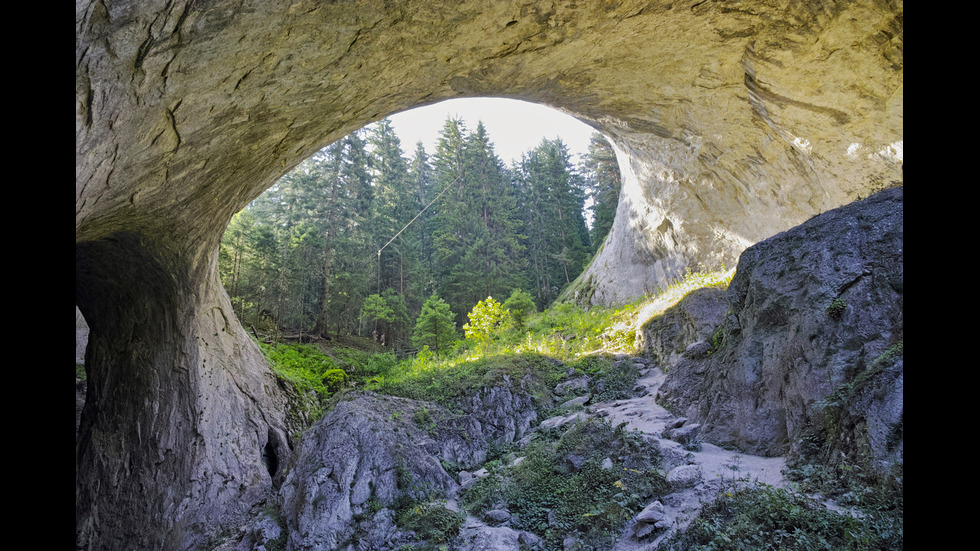 11 невероятно красиви места в България