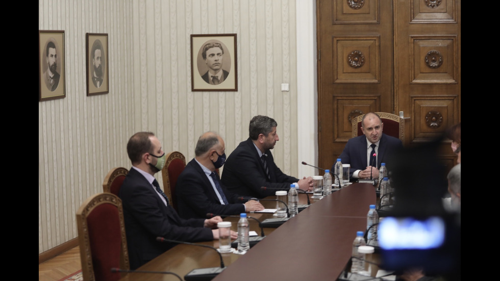 Започнаха консултациите при президента за нов кабинет