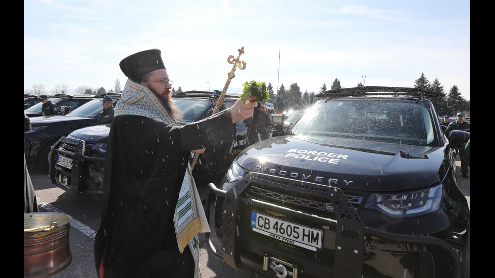 70 нови автомобила с висока проходимост за „Гранична полиция“