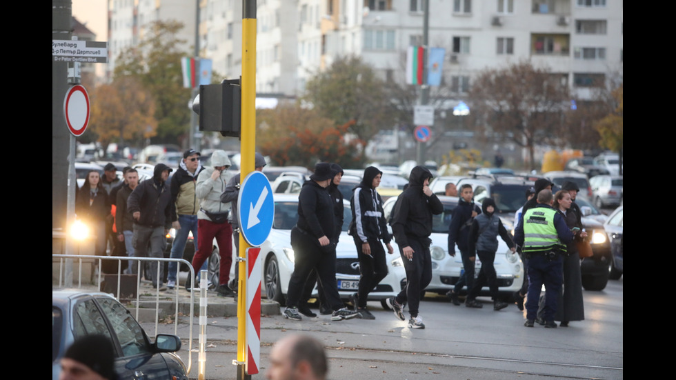 Жители на софийския квартал „Люлин“ на протест