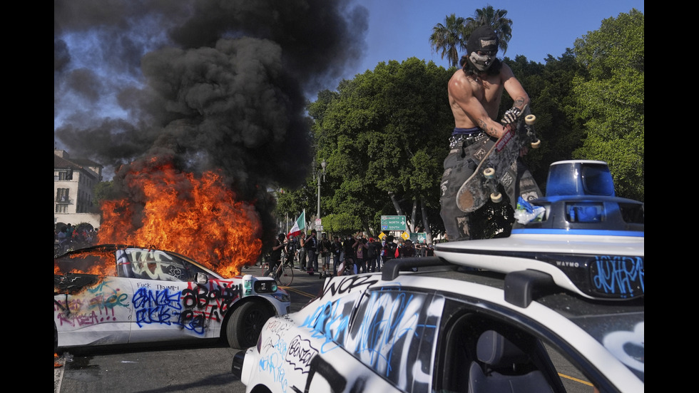 Сблъсъци между Гвардията и протестиращи в Лос Анджелис
