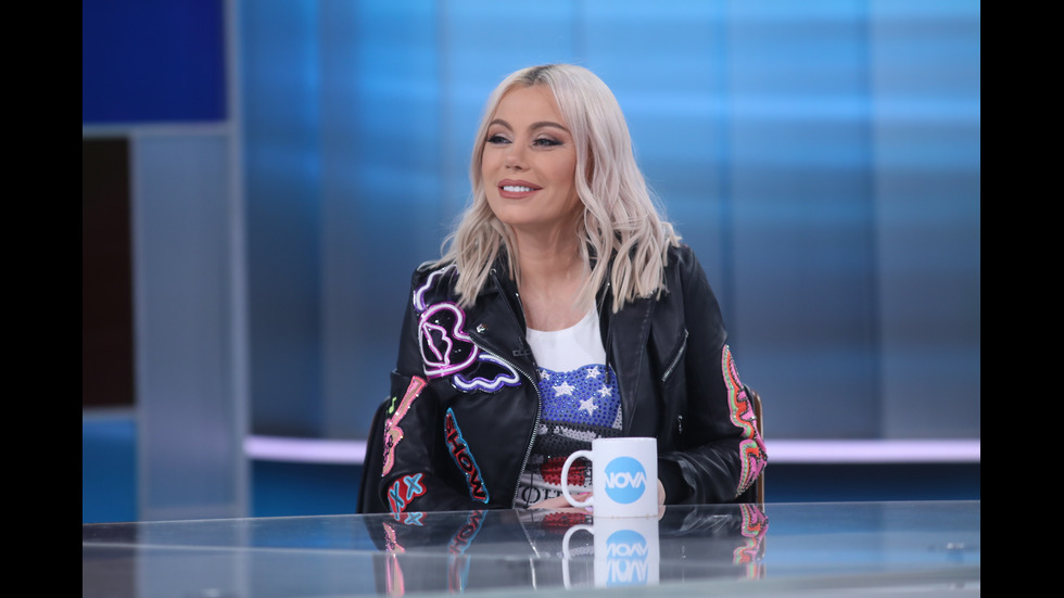 ЗАД КАДЪР: Изборният ден по NOVA В СНИМКИ