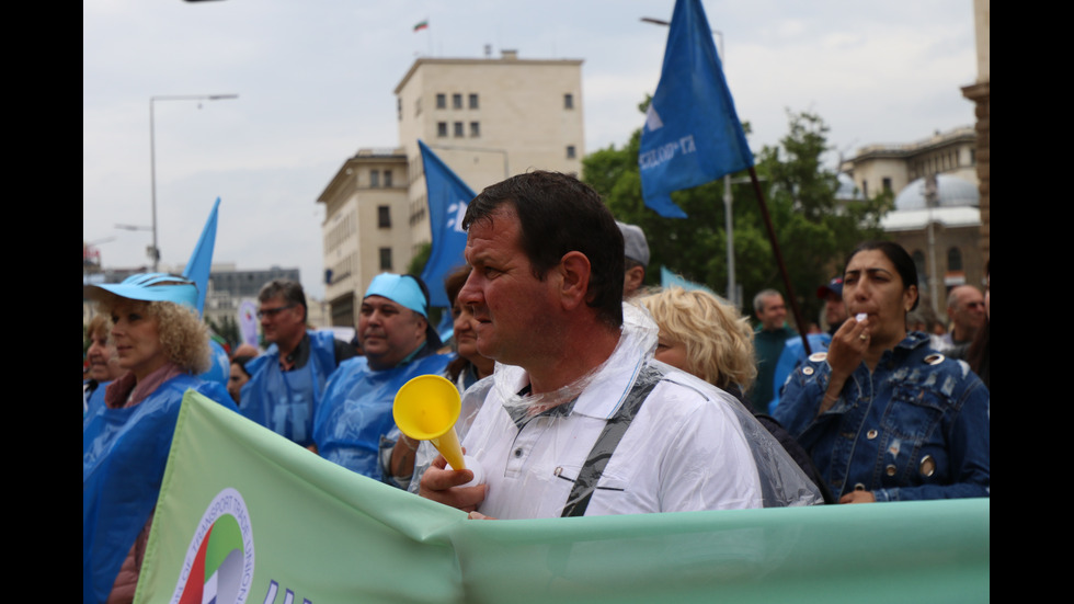 Протести и блокади парализираха София и други големи градове