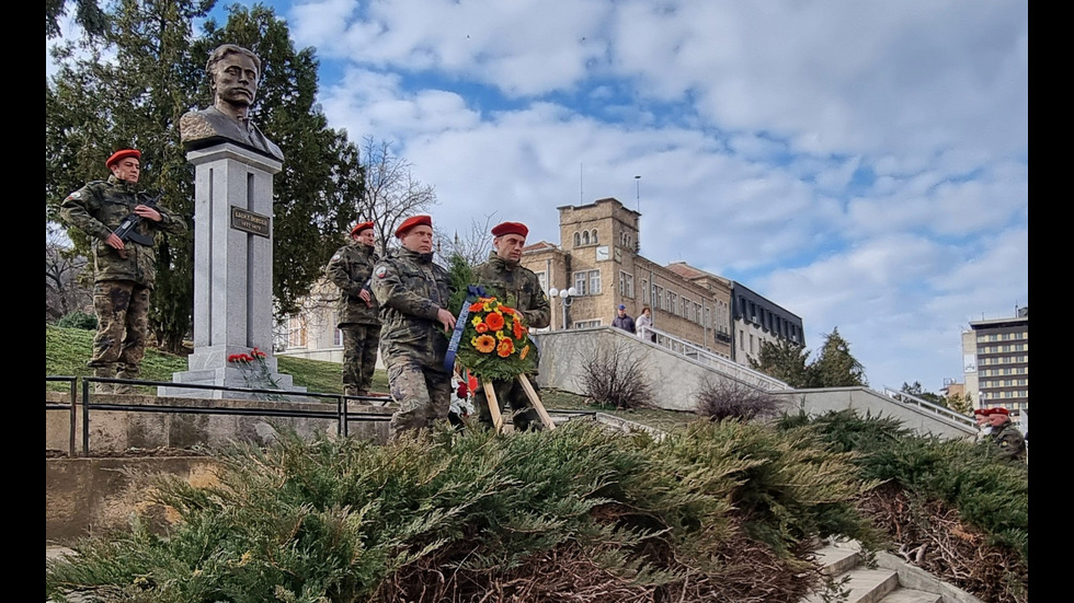 България се прекланя пред паметта на Апостола на свободата