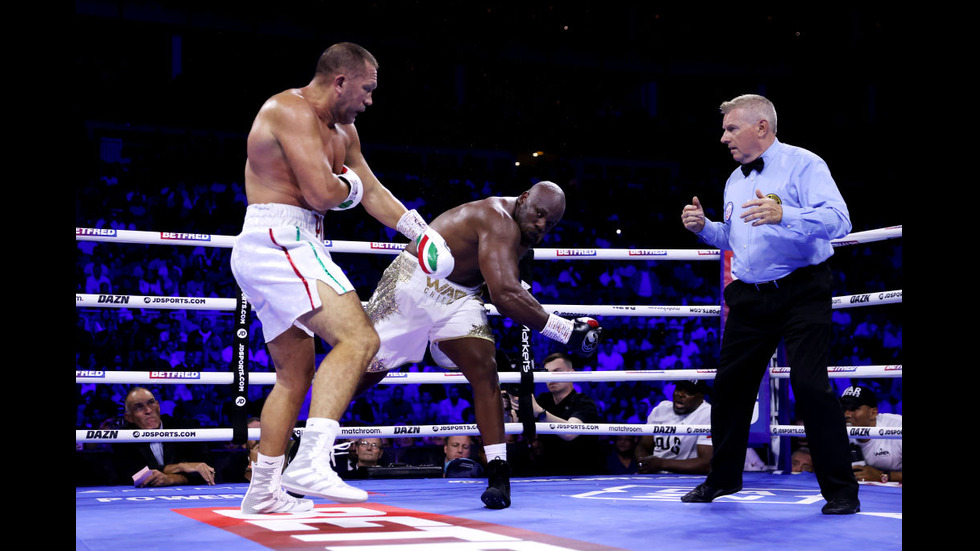 Кобрата срещу Чисора в мач за интернационалната титла на WBA