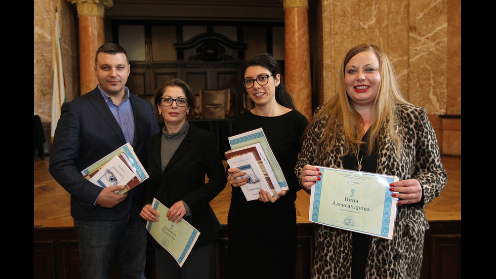 Журналисти на NOVA с награда за опазване чистотата на българския език