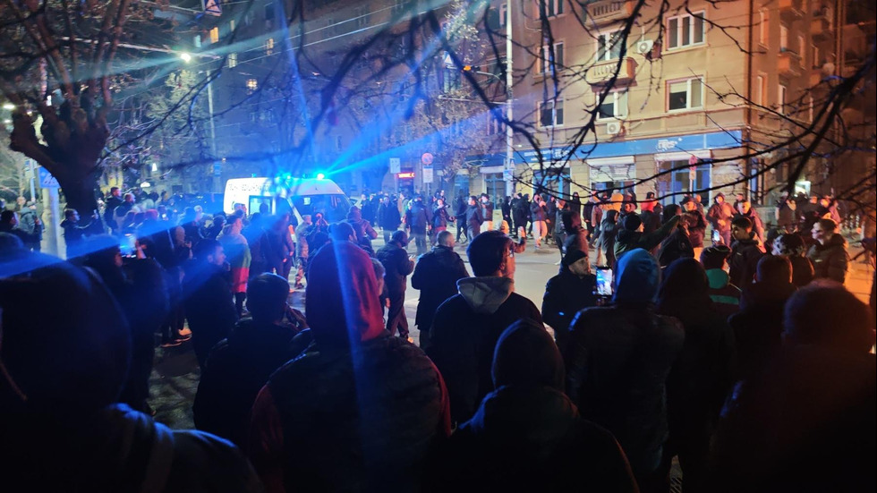 Погром след протеста в центъра на София