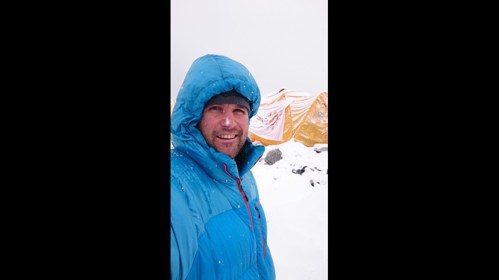 Атанас Скатов отново изкачи Еверест