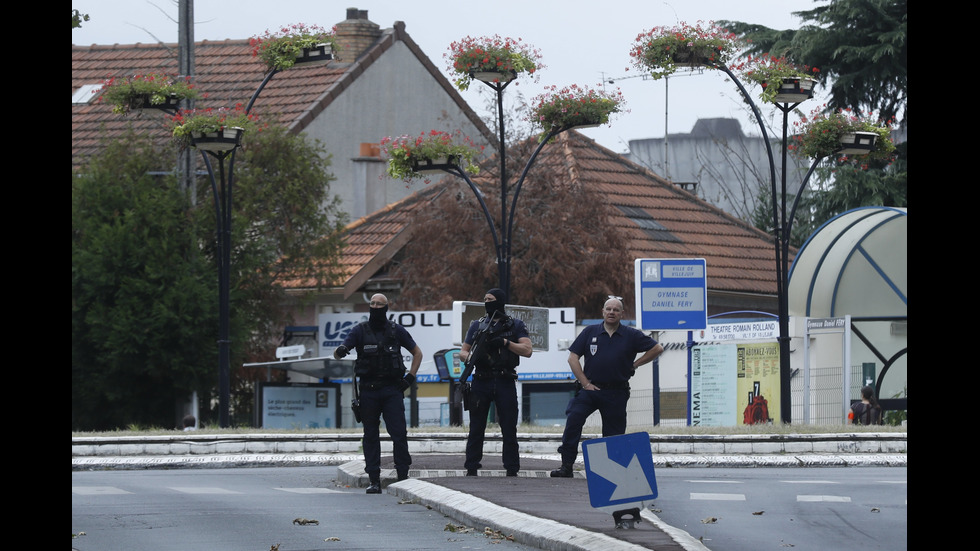 Предполагаема лаборатория за бомби разкри парижката полиция